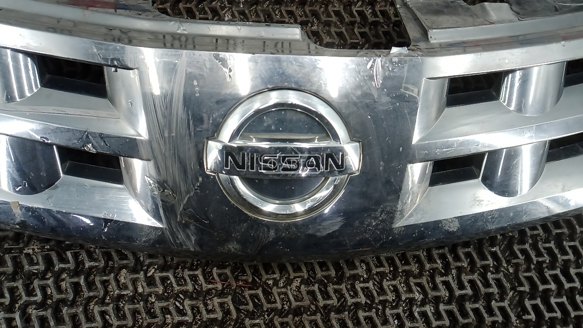 Решетка радиатора Nissan Murano (Z50) купить в Беларуси