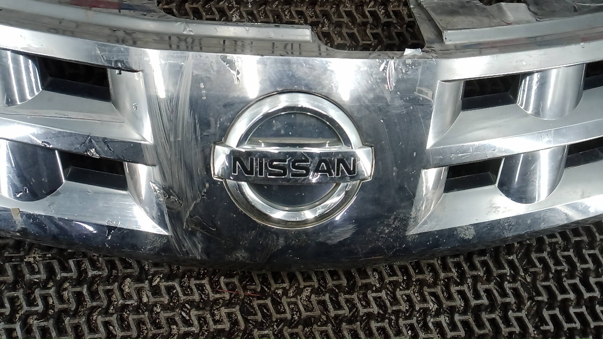 Решетка радиатора Nissan Murano (Z50) купить в России