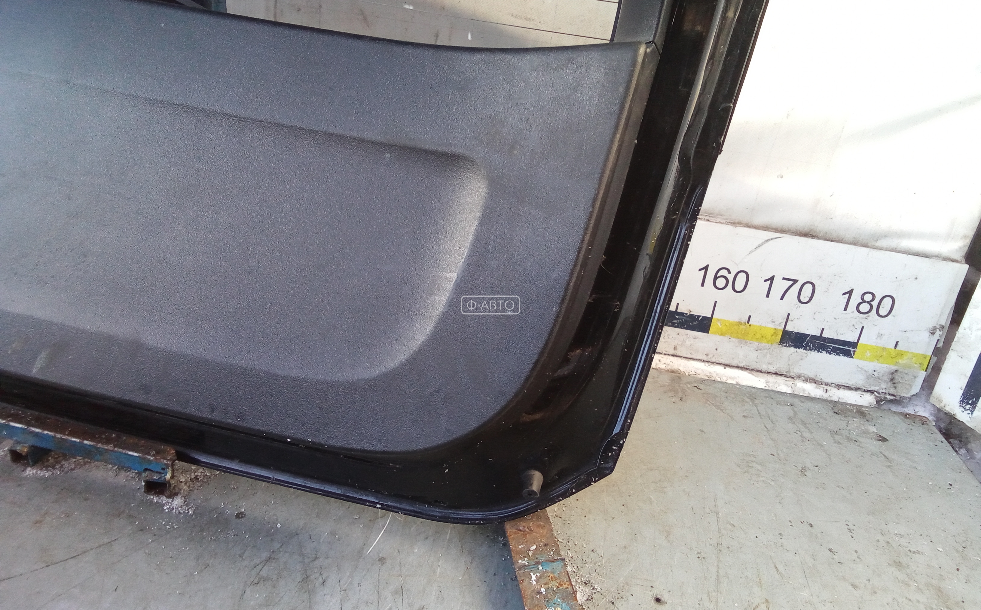 Крышка (дверь) багажника Toyota Prius 2 купить в Беларуси