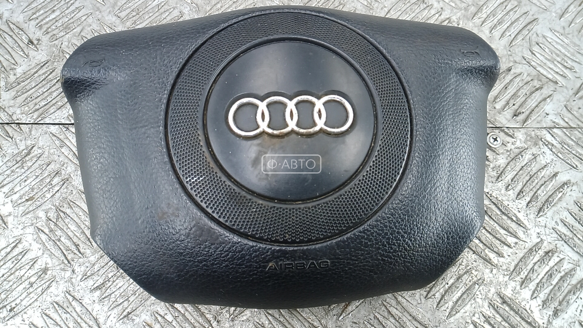 Подушка безопасности в рулевое колесо Audi A4 B8 купить в России