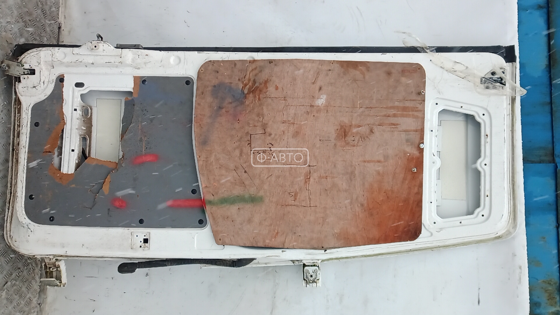 Дверь распашная задняя левая Volkswagen Crafter 1 купить в России