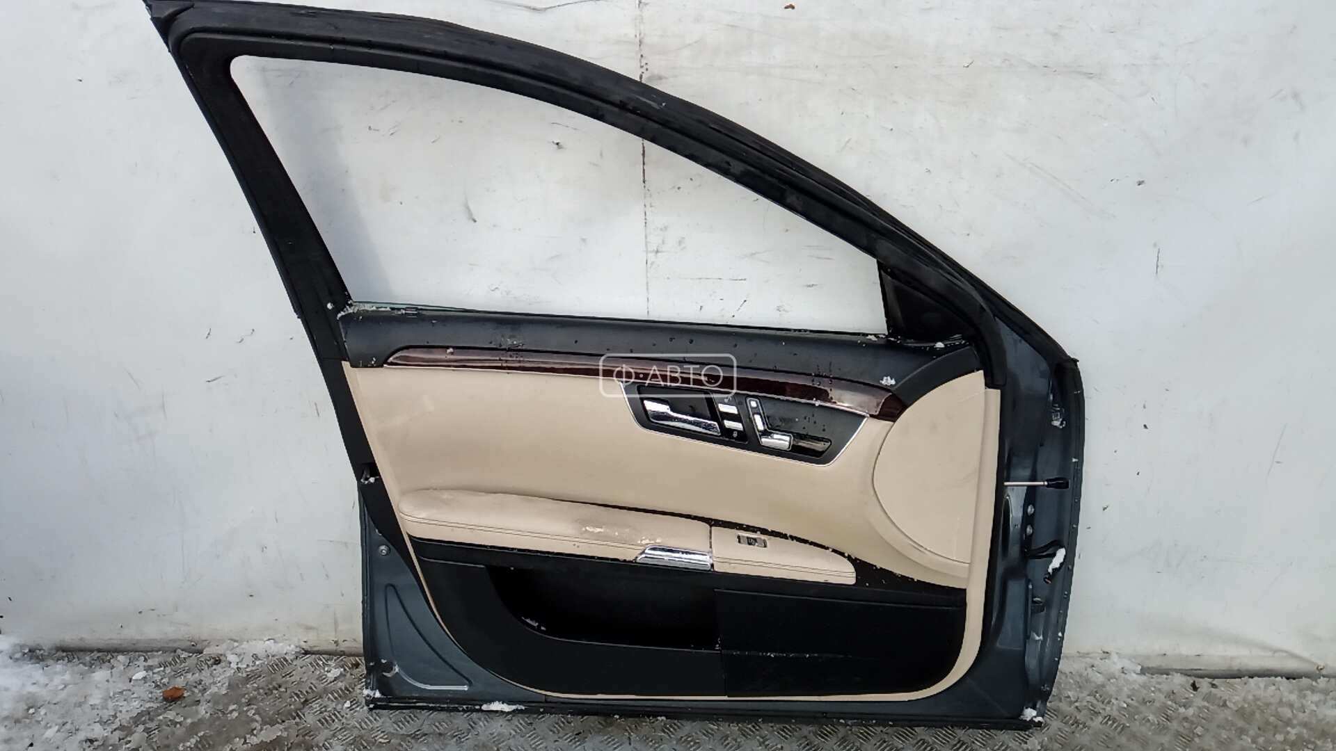 Дверь передняя левая Mercedes S-Class (W221) купить в России