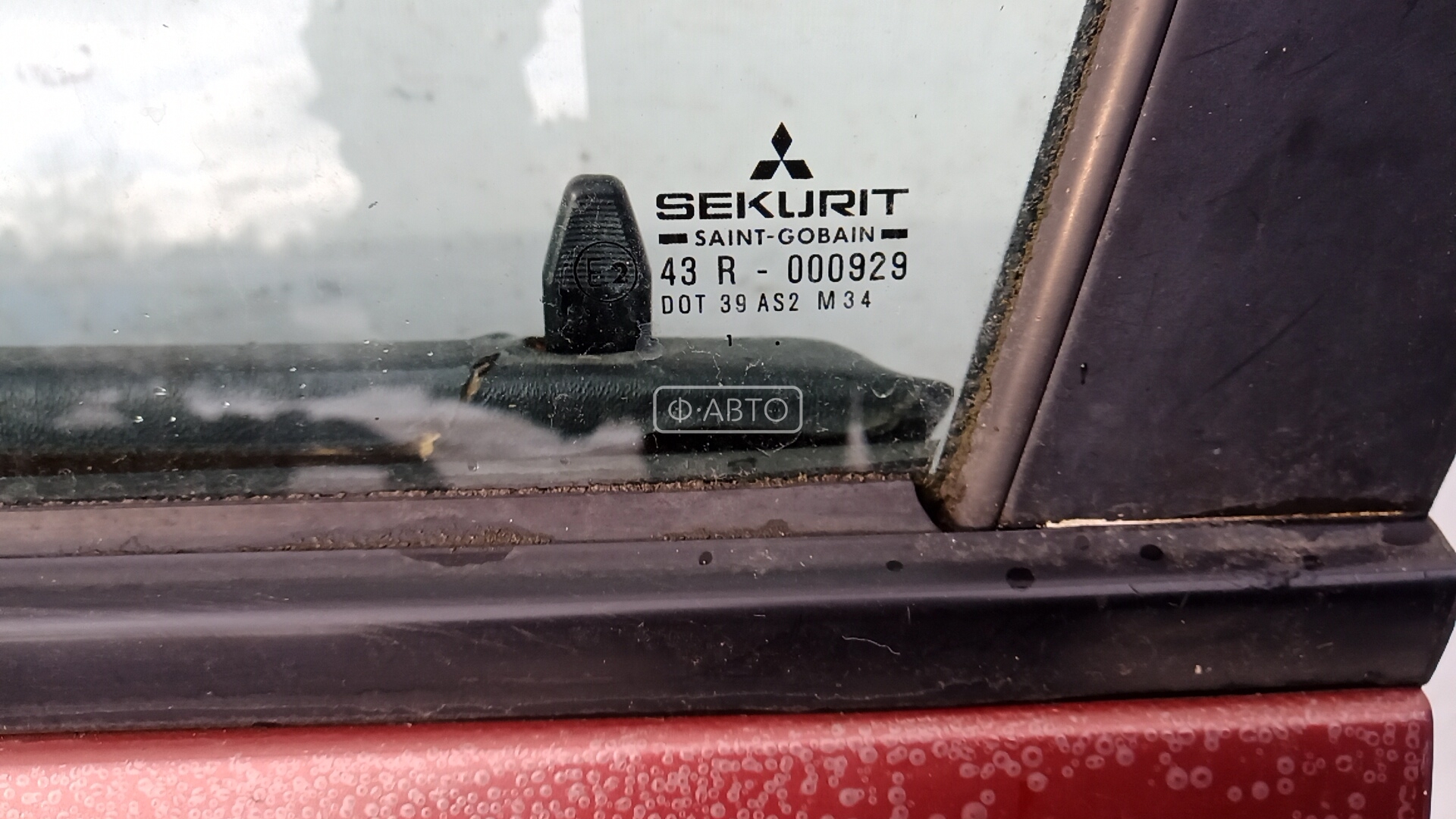 Дверь передняя левая Mitsubishi Carisma купить в Беларуси