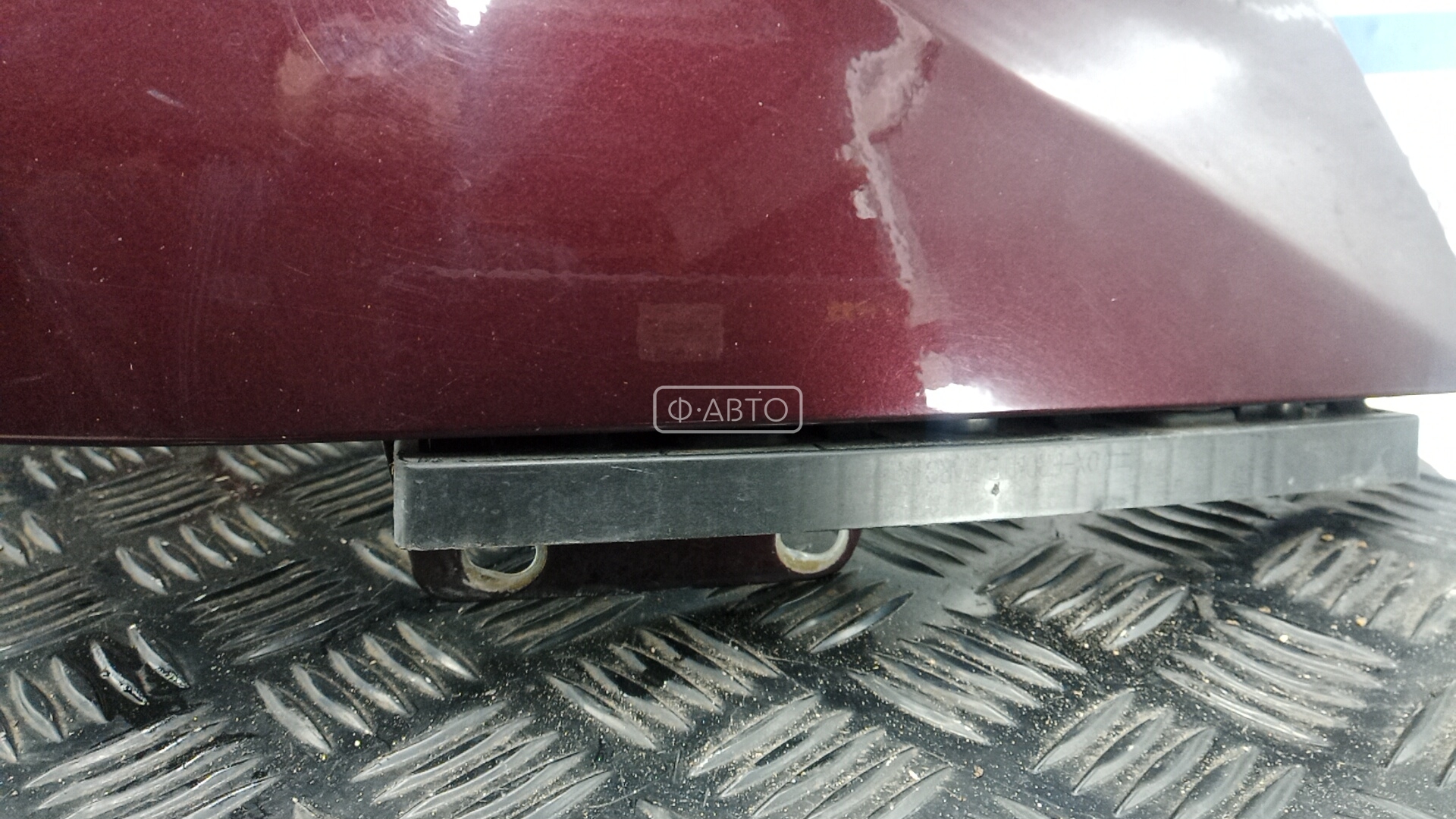 Крыло переднее правое Lancia Delta 3 купить в Беларуси
