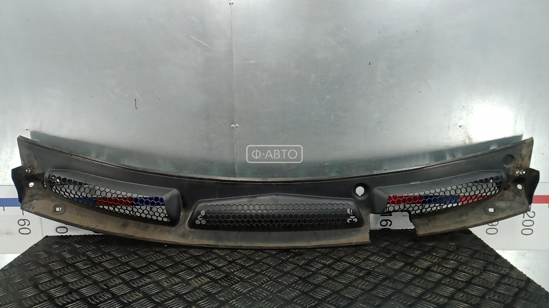 Накладка декоративная (дождевик) - Lancia Delta 3