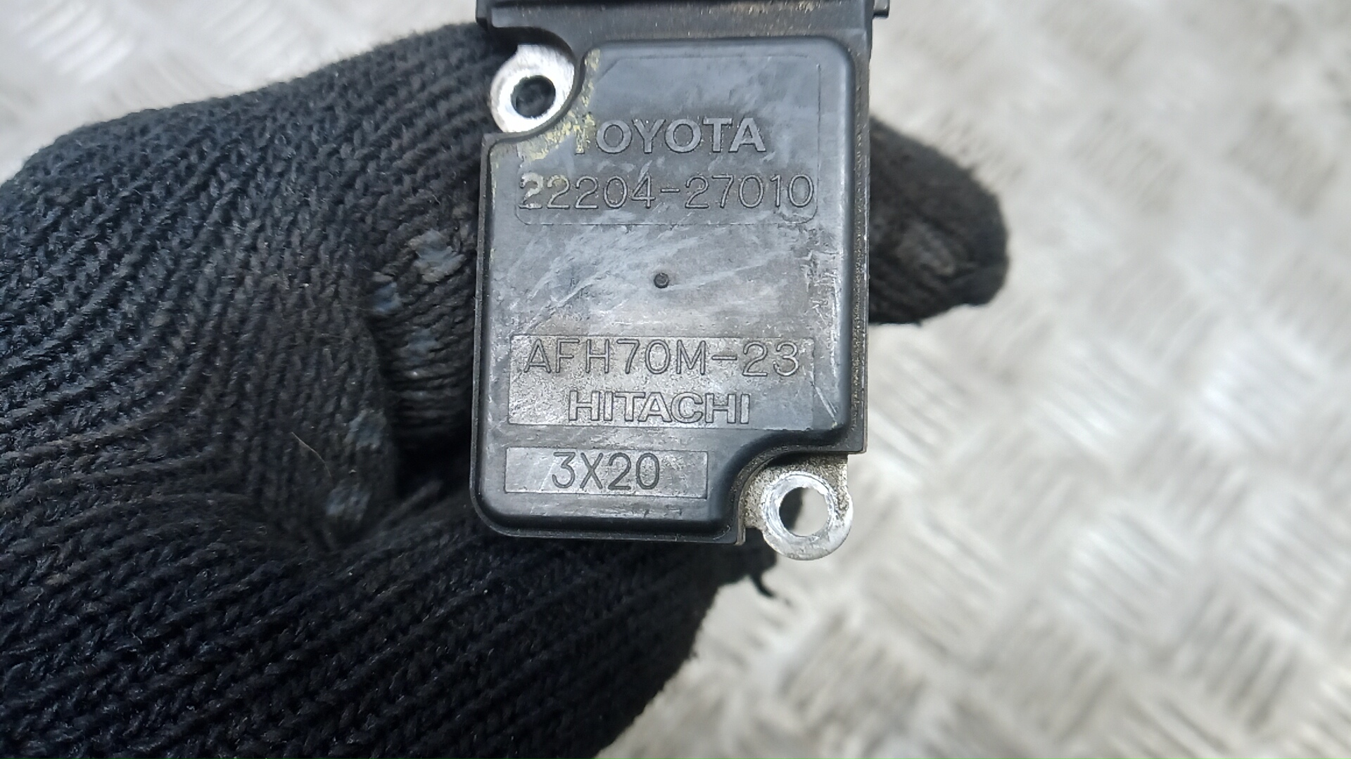 Расходомер воздуха (ДМРВ) Toyota Rav4 2 купить в России
