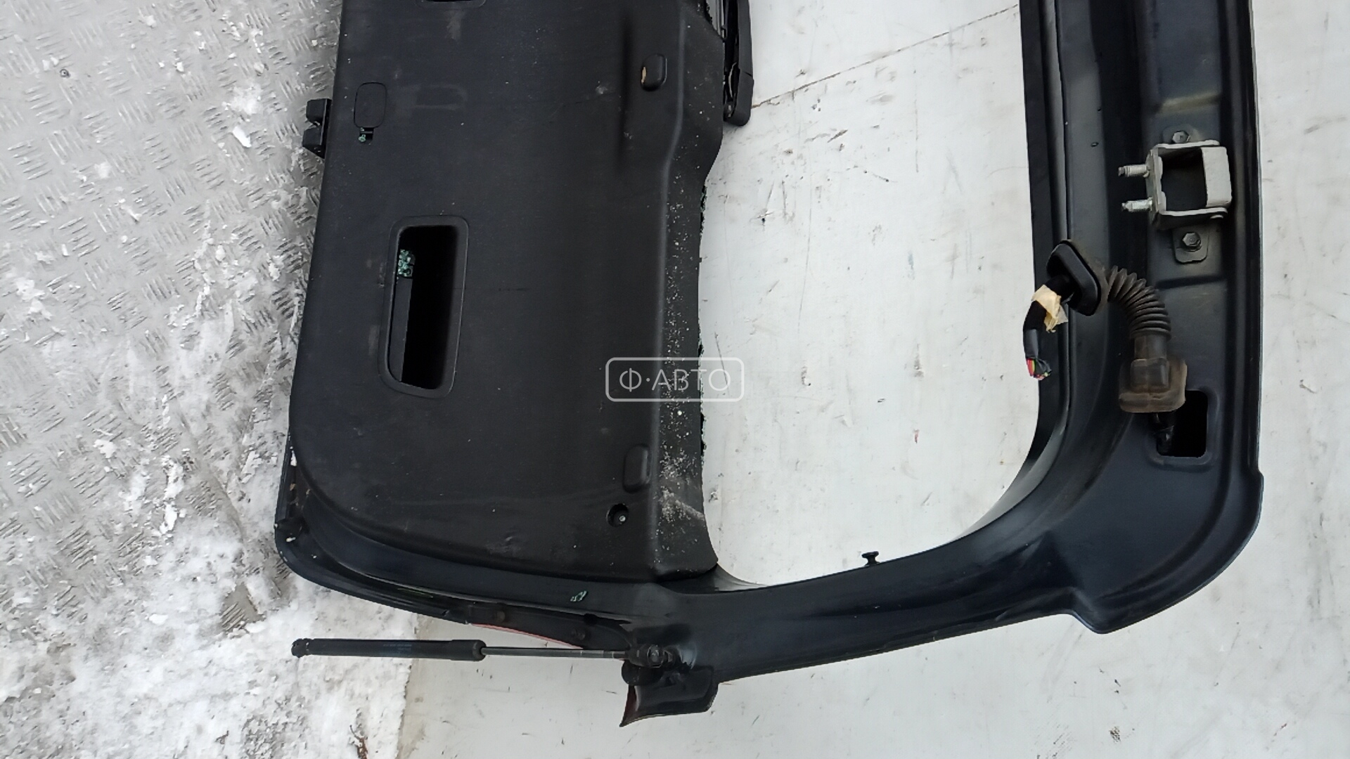 Крышка (дверь) багажника Kia Venga купить в России
