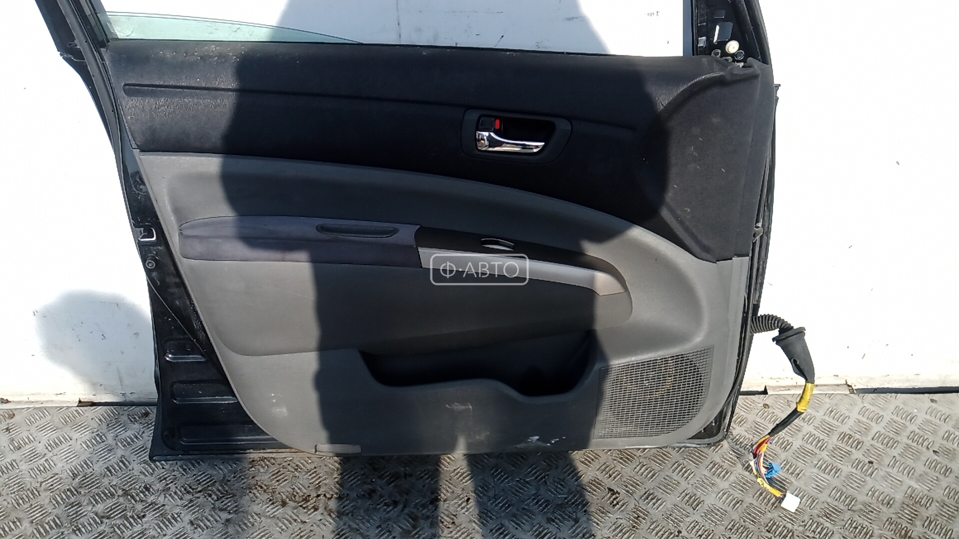 Дверь передняя левая Toyota Prius 2 (XW20) купить в Беларуси