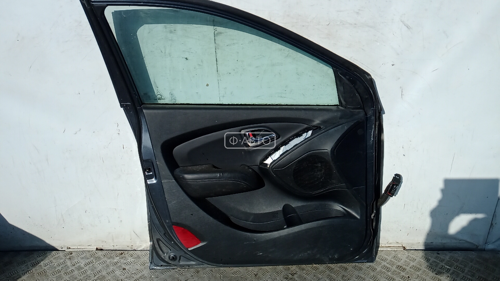Дверь передняя левая Hyundai ix35 купить в Беларуси