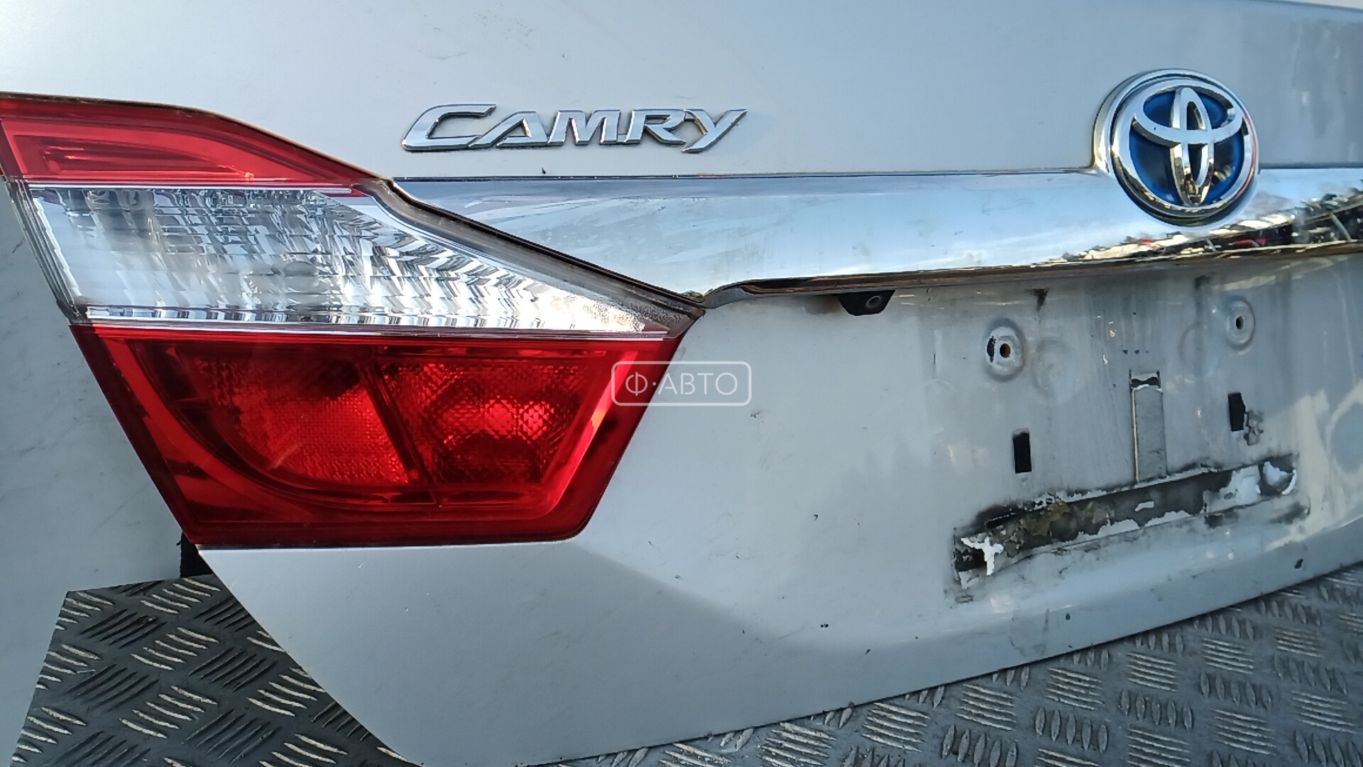 Крышка (дверь) багажника Toyota Camry (XV50) купить в России