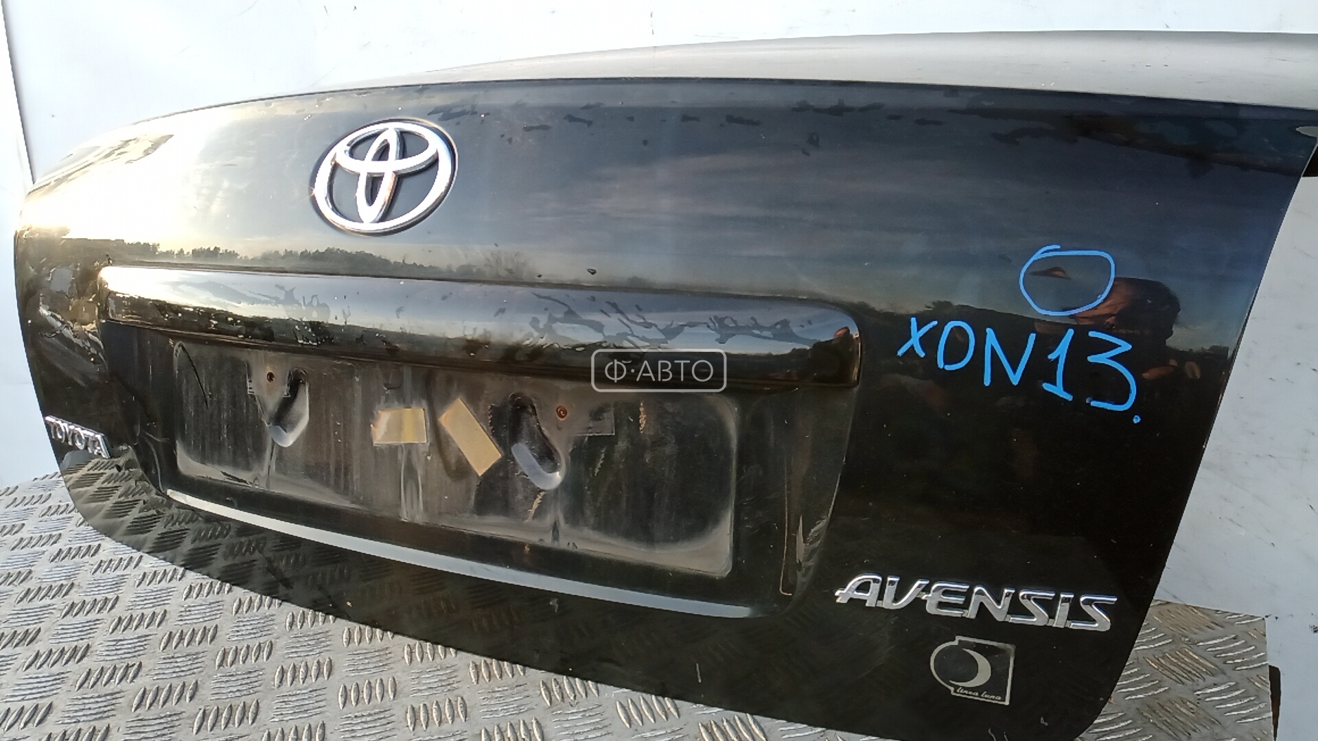 Крышка (дверь) багажника Toyota Avensis 1 (T220) купить в России