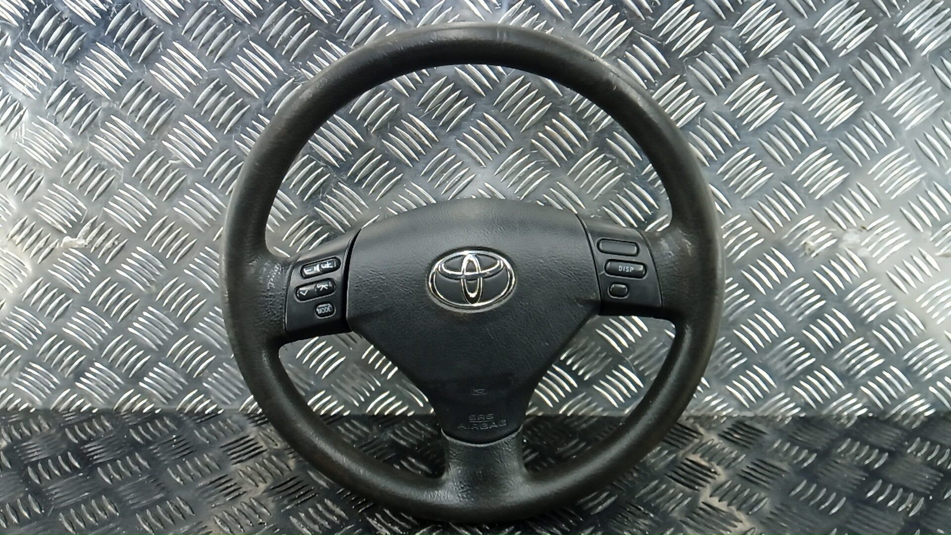 Руль Toyota Corolla Verso купить в России
