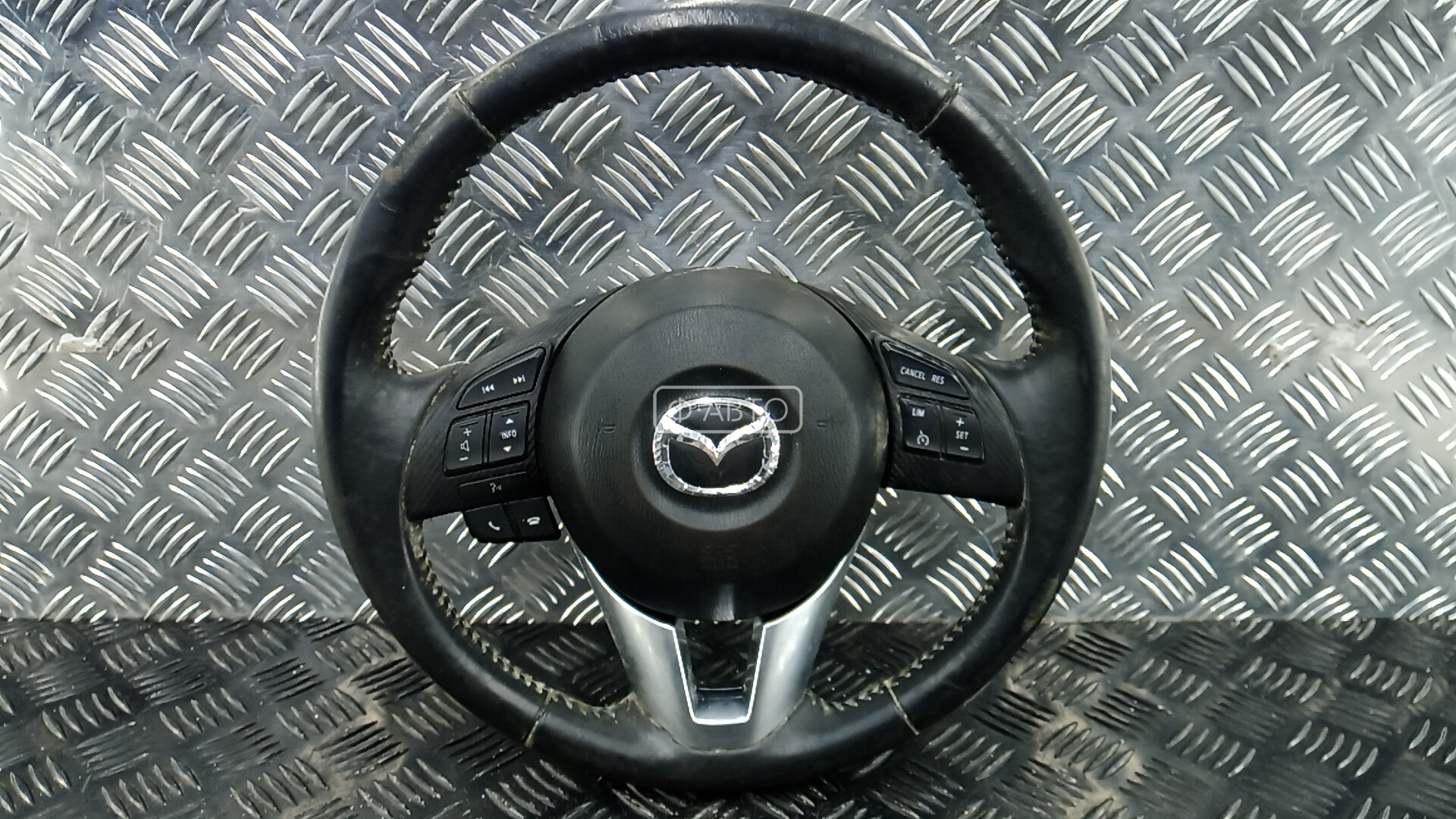 Руль - Mazda CX-5 (2012-2017)