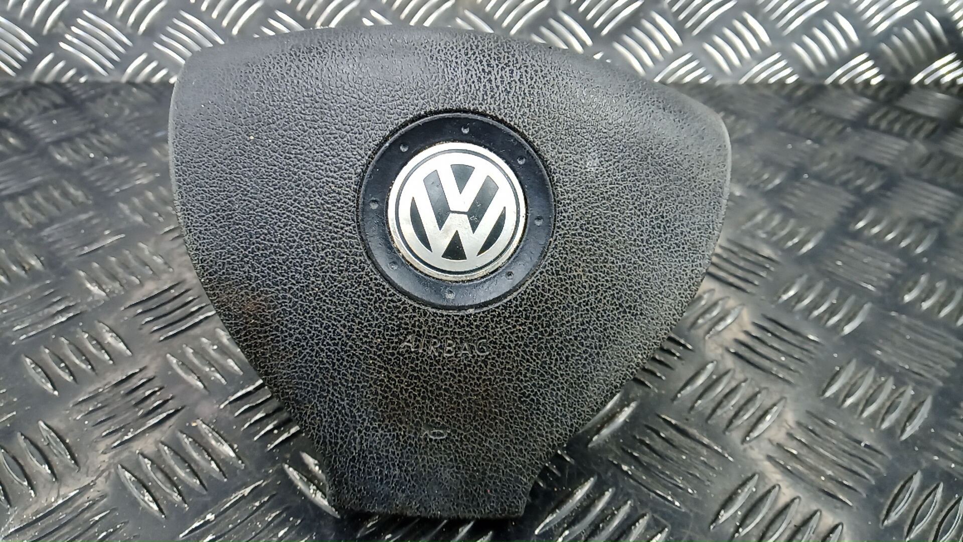 Подушка безопасности (Airbag) водителя - Volkswagen Touran (2003-2010)