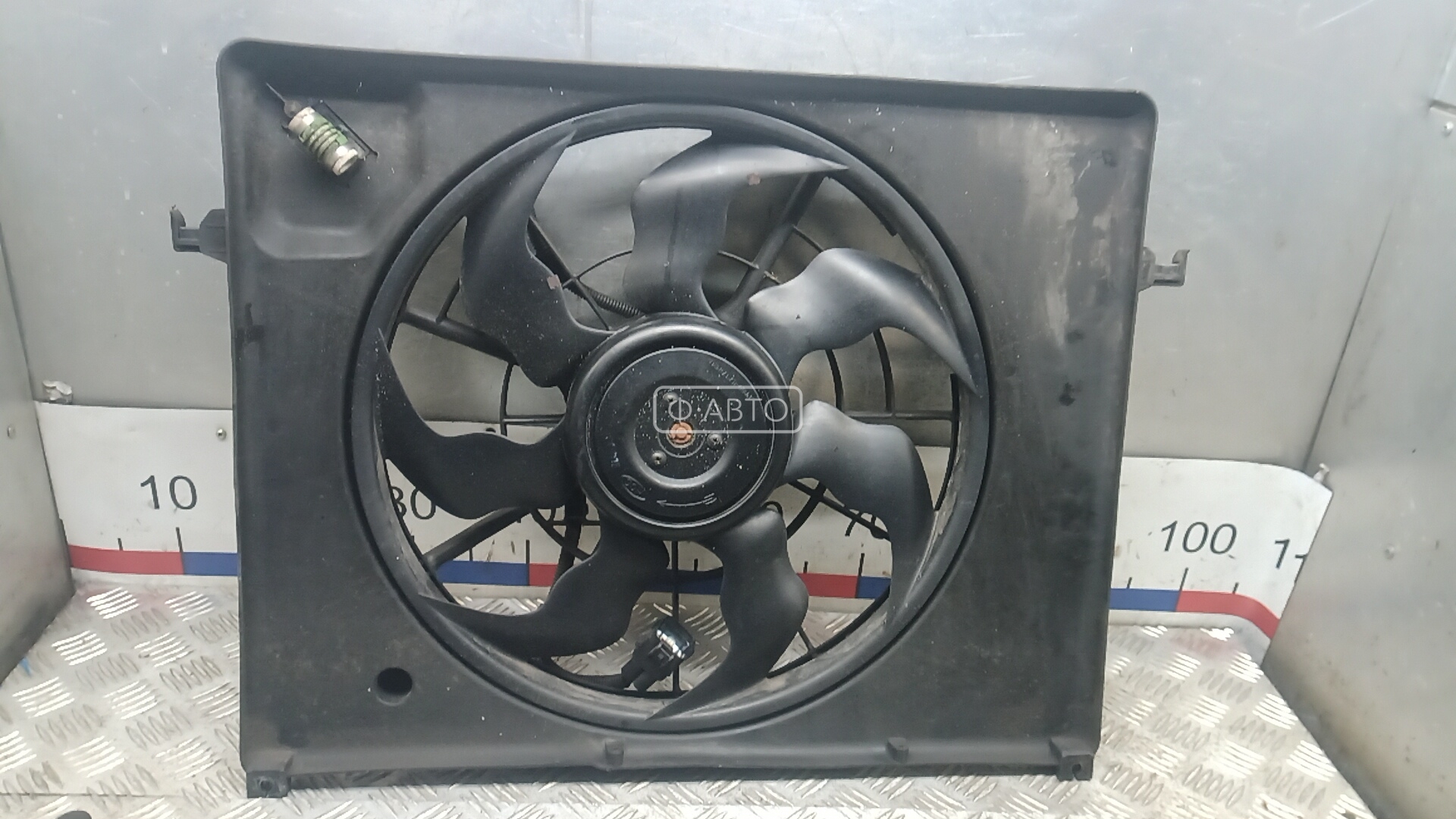 Вентилятор радиатора KIA Magentis