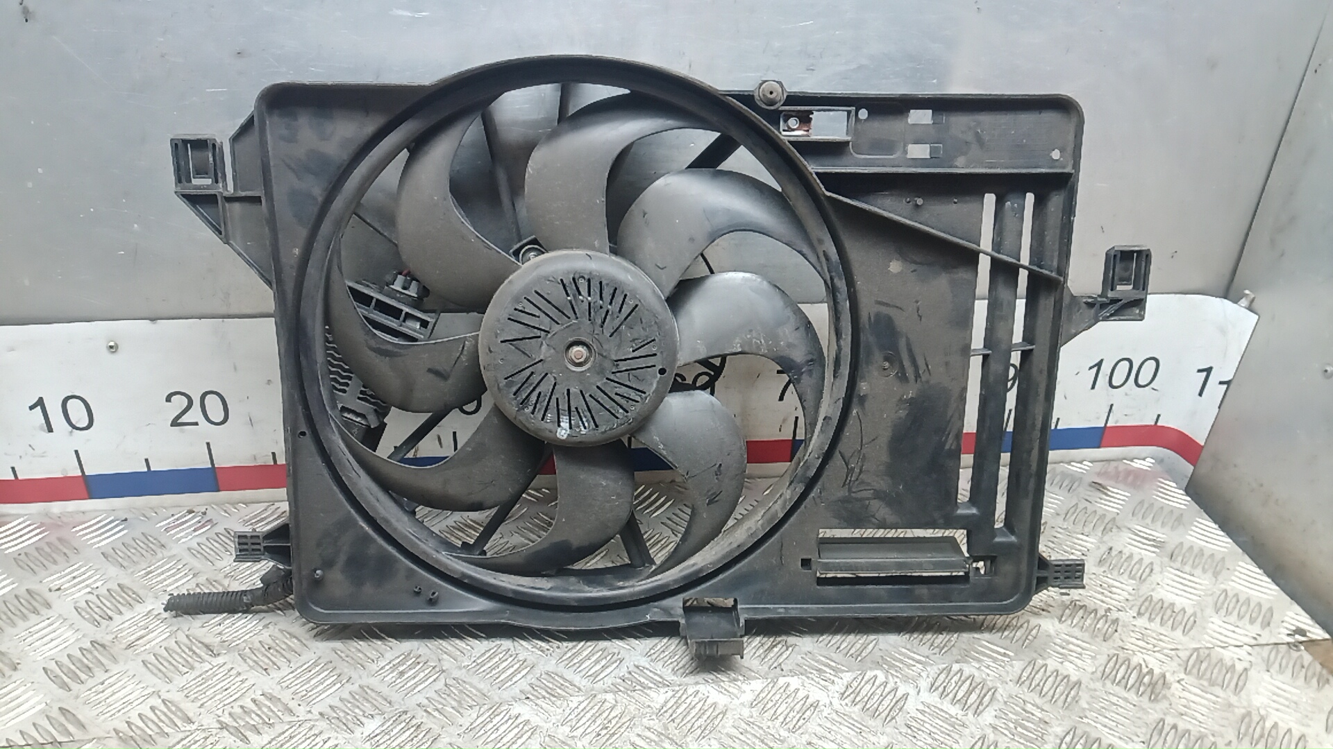 Вентилятор радиатора основного - Ford Focus 3 (2011-2018)