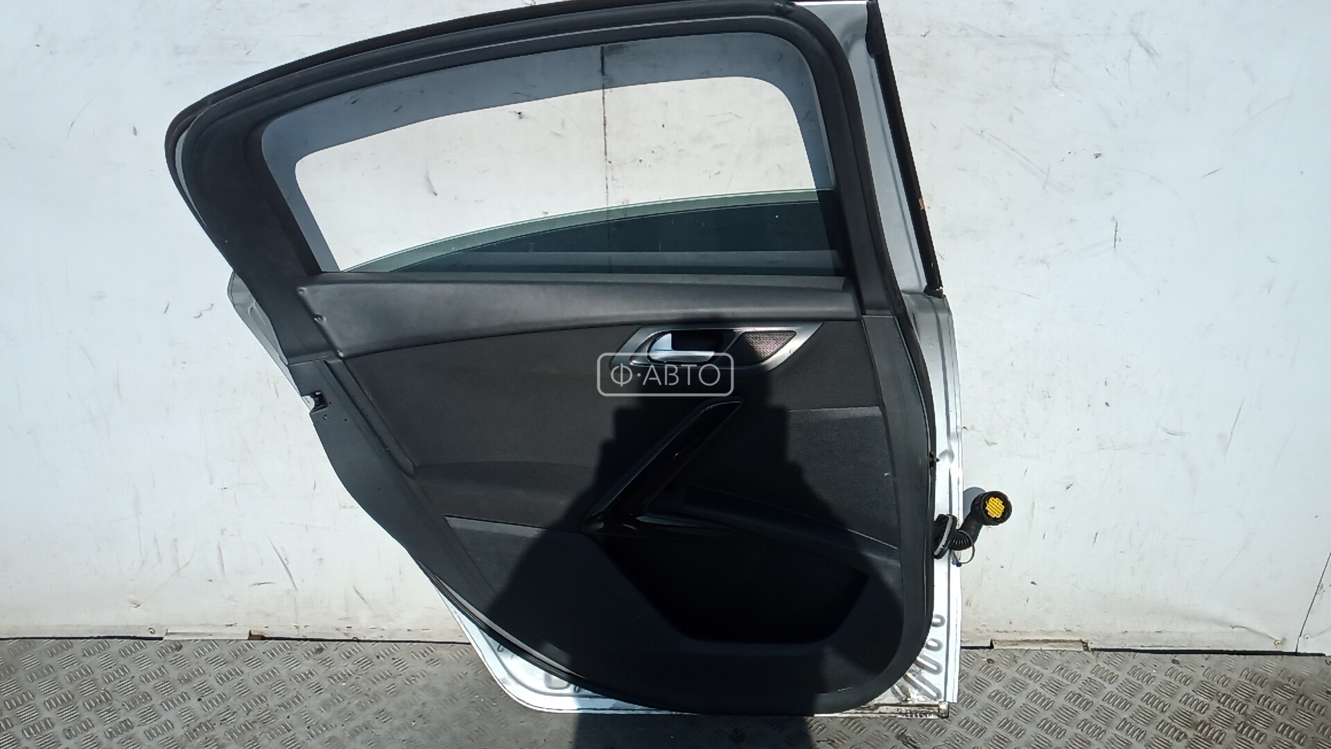 Дверь задняя левая Peugeot 508 купить в Беларуси