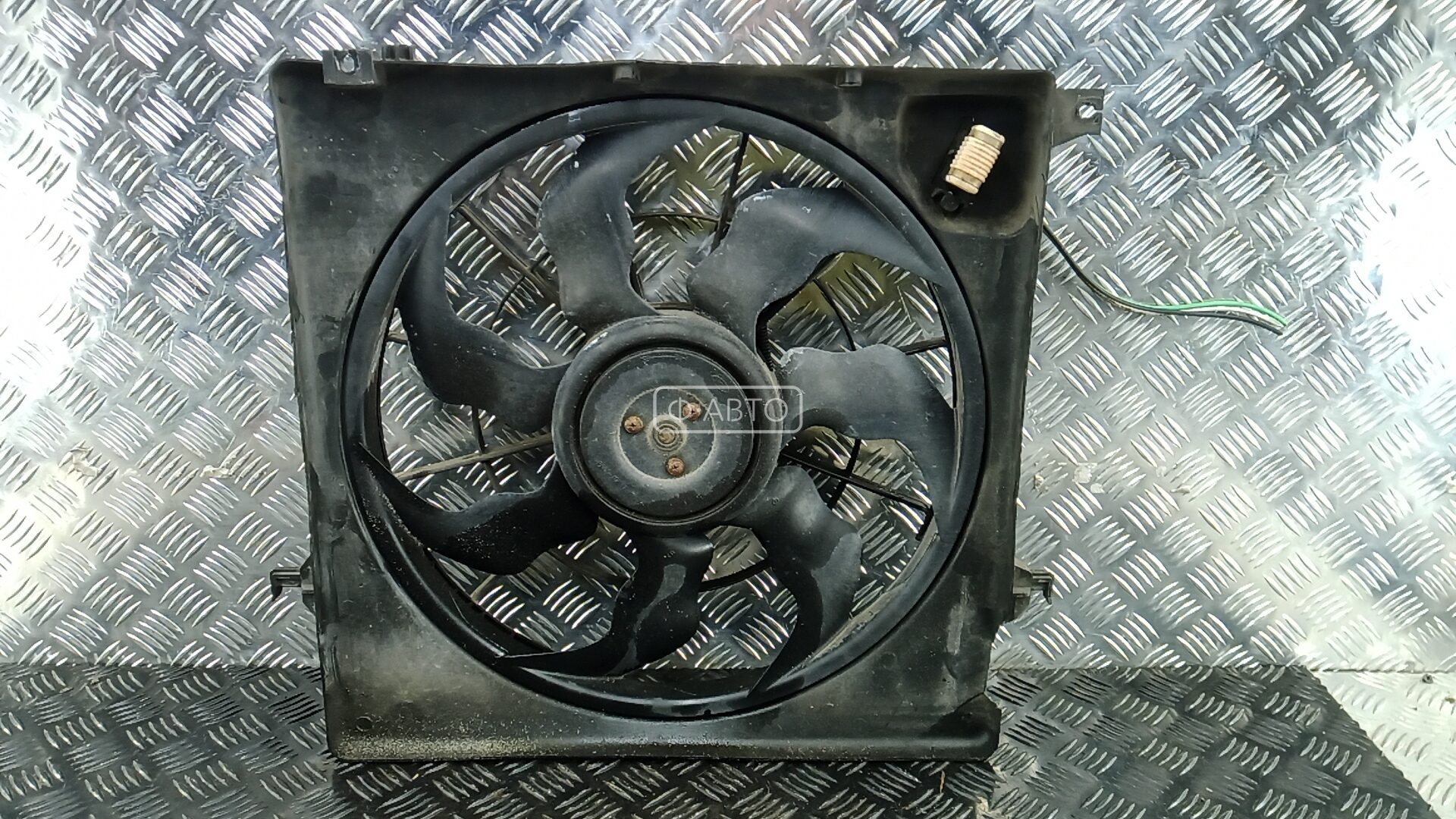 Вентилятор радиатора основного Hyundai Santa Fe 1 (SM) купить в Беларуси