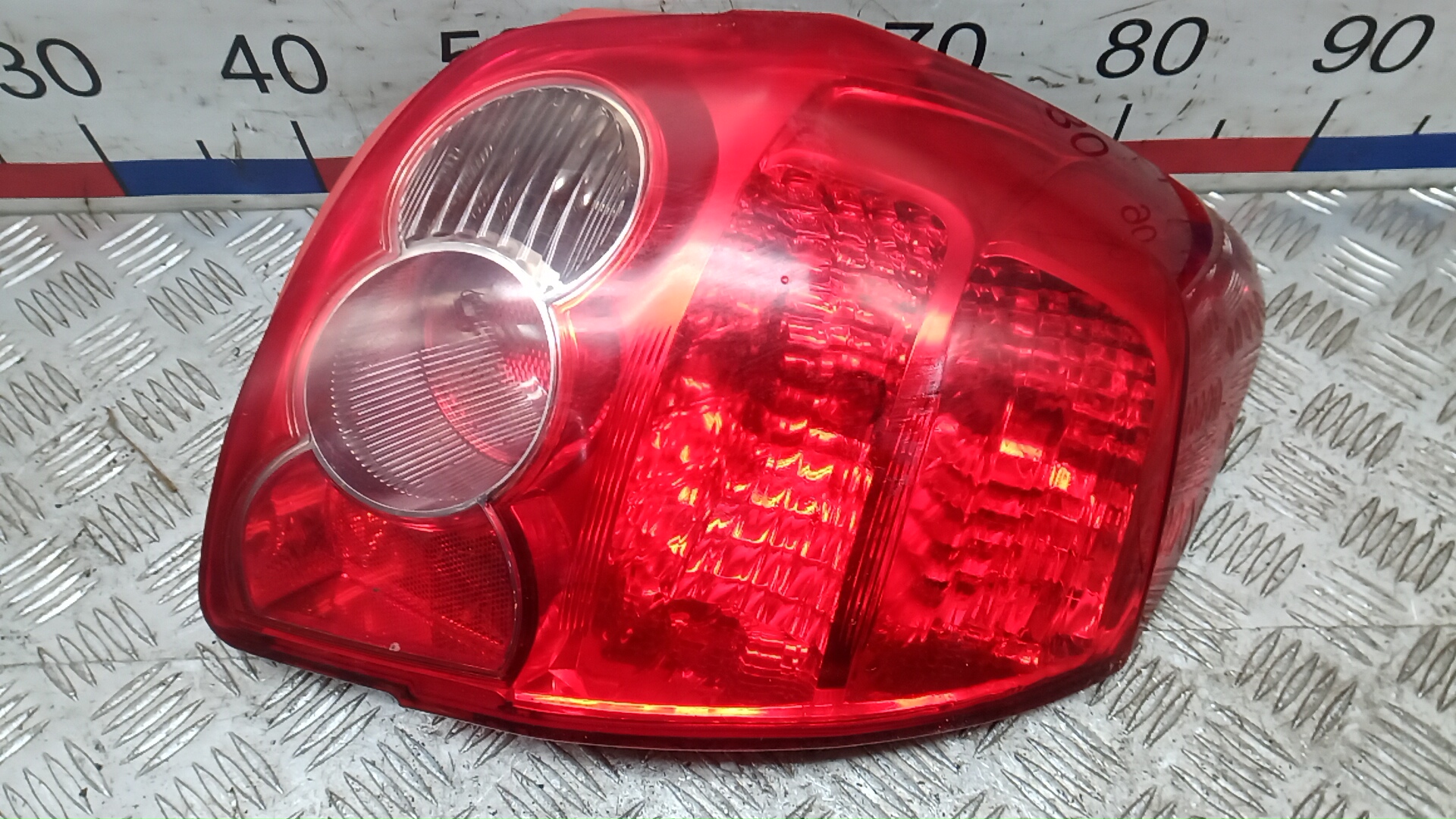 Фонарь - Toyota Auris E15/E15UT (2006-2012)