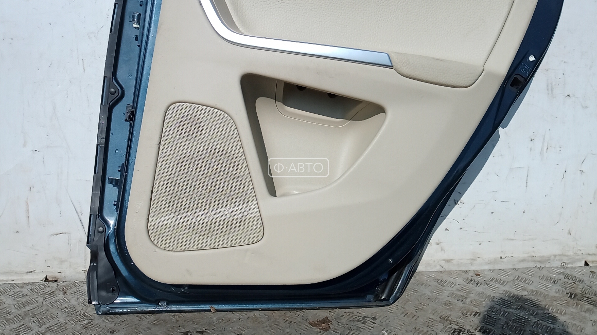 Дверь задняя правая Volvo XC60 1 купить в России