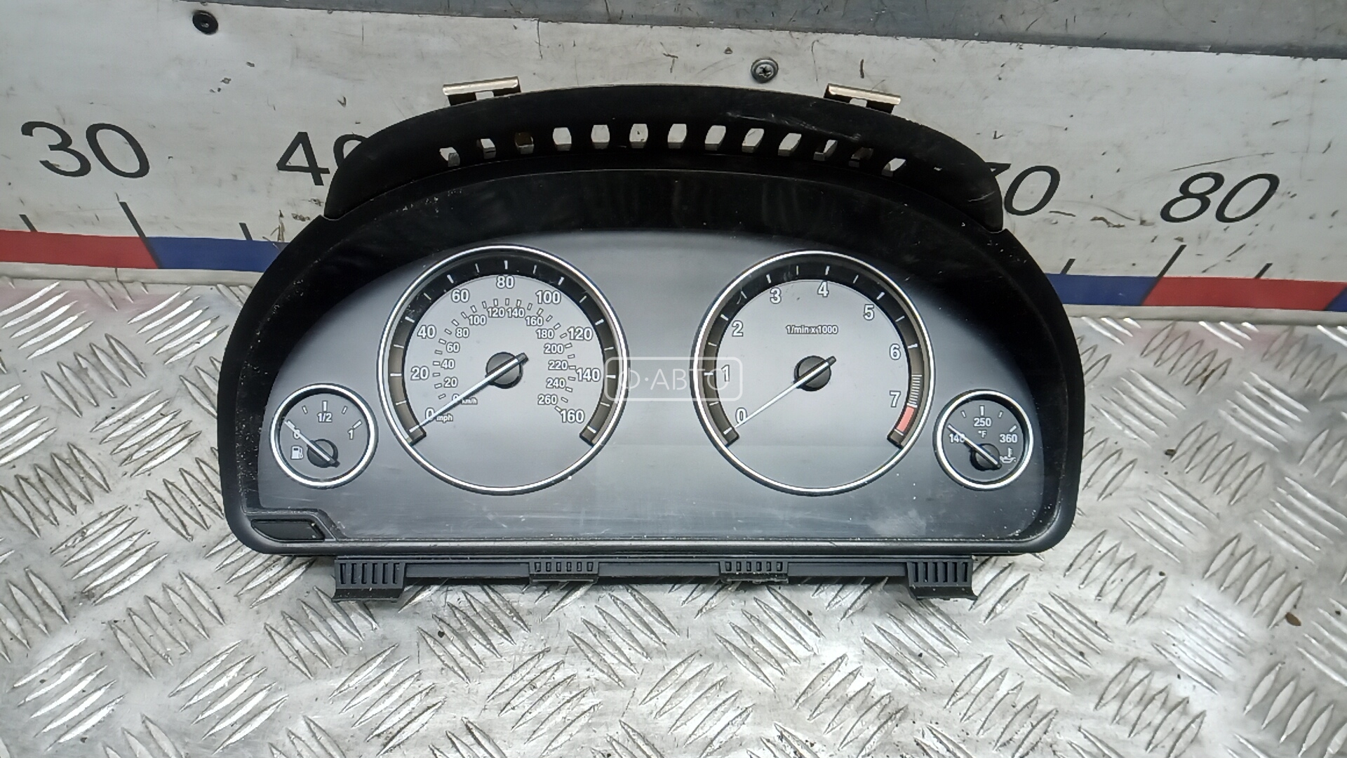 Щиток приборов (приборная панель) - BMW 5 F10/F11 (2010-2017)
