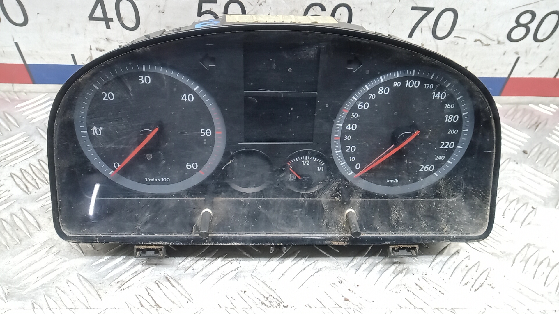 Щиток приборов (приборная панель) - Volkswagen Caddy 3 (2004-2015)