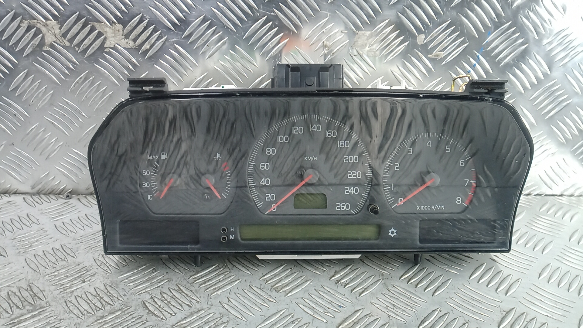 Щиток приборов (приборная панель) - Volvo V70 (1996-2000)