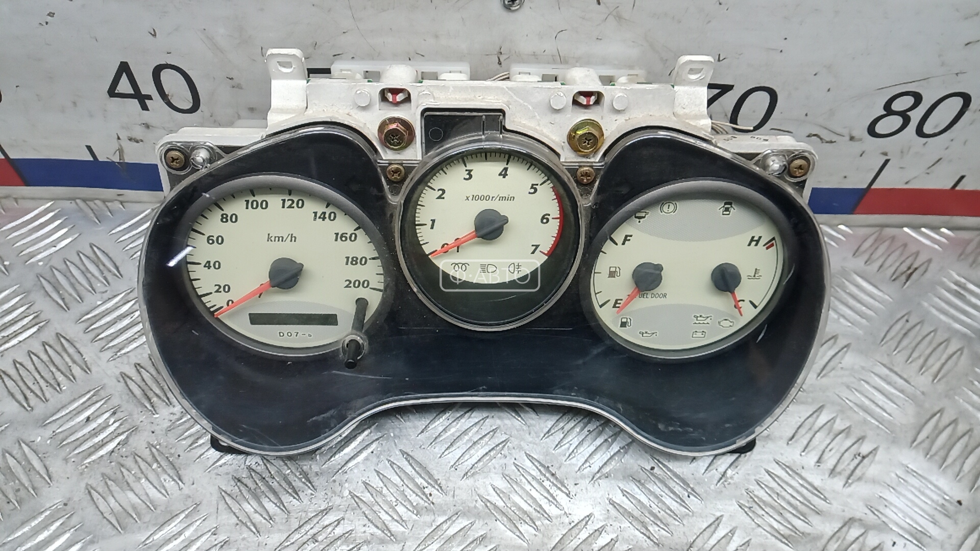Щиток приборов (приборная панель) - Toyota RAV 4 CA20 (2000-2005)