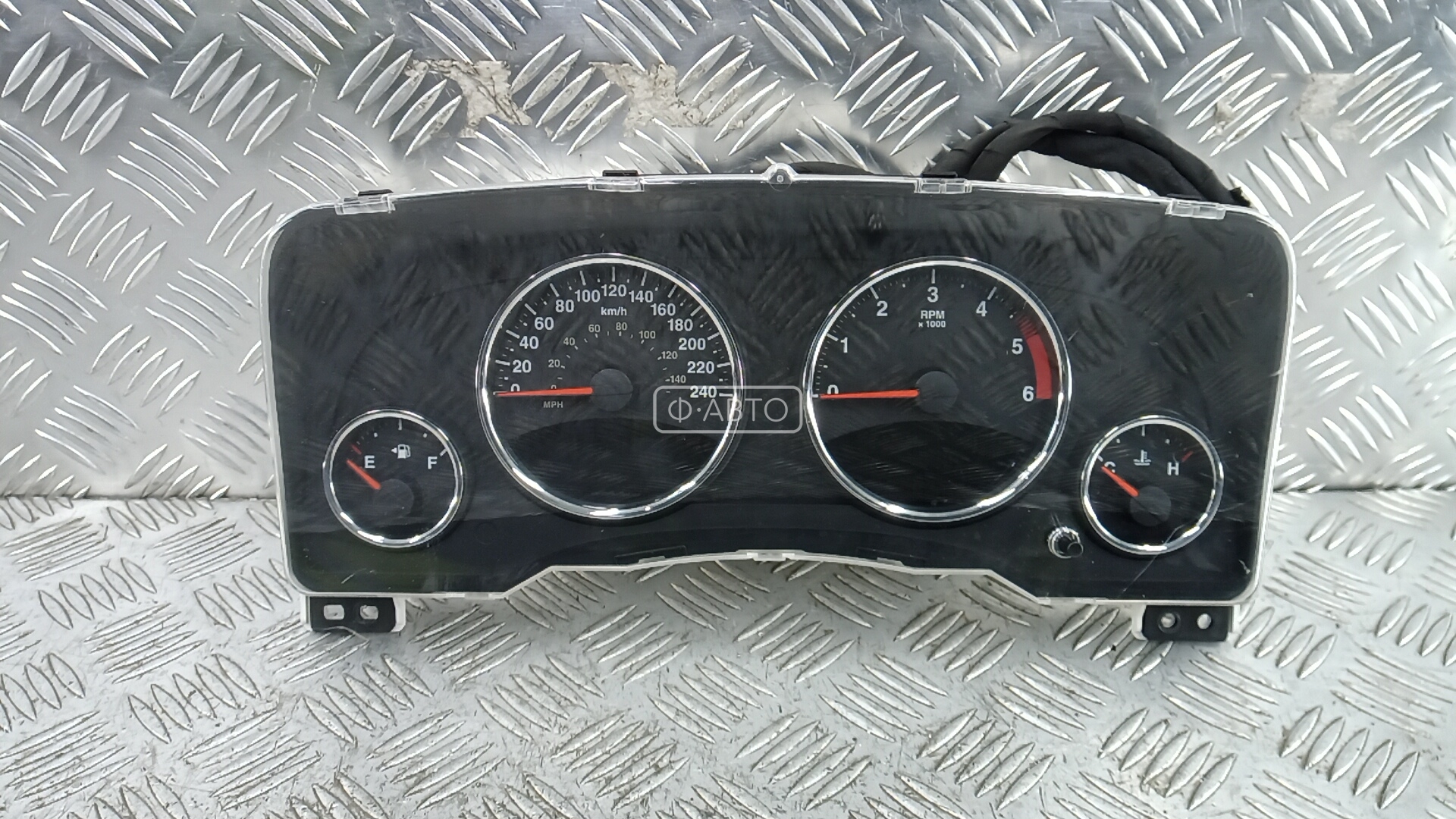 Щиток приборов (приборная панель) - Jeep Compass (2006-2015)