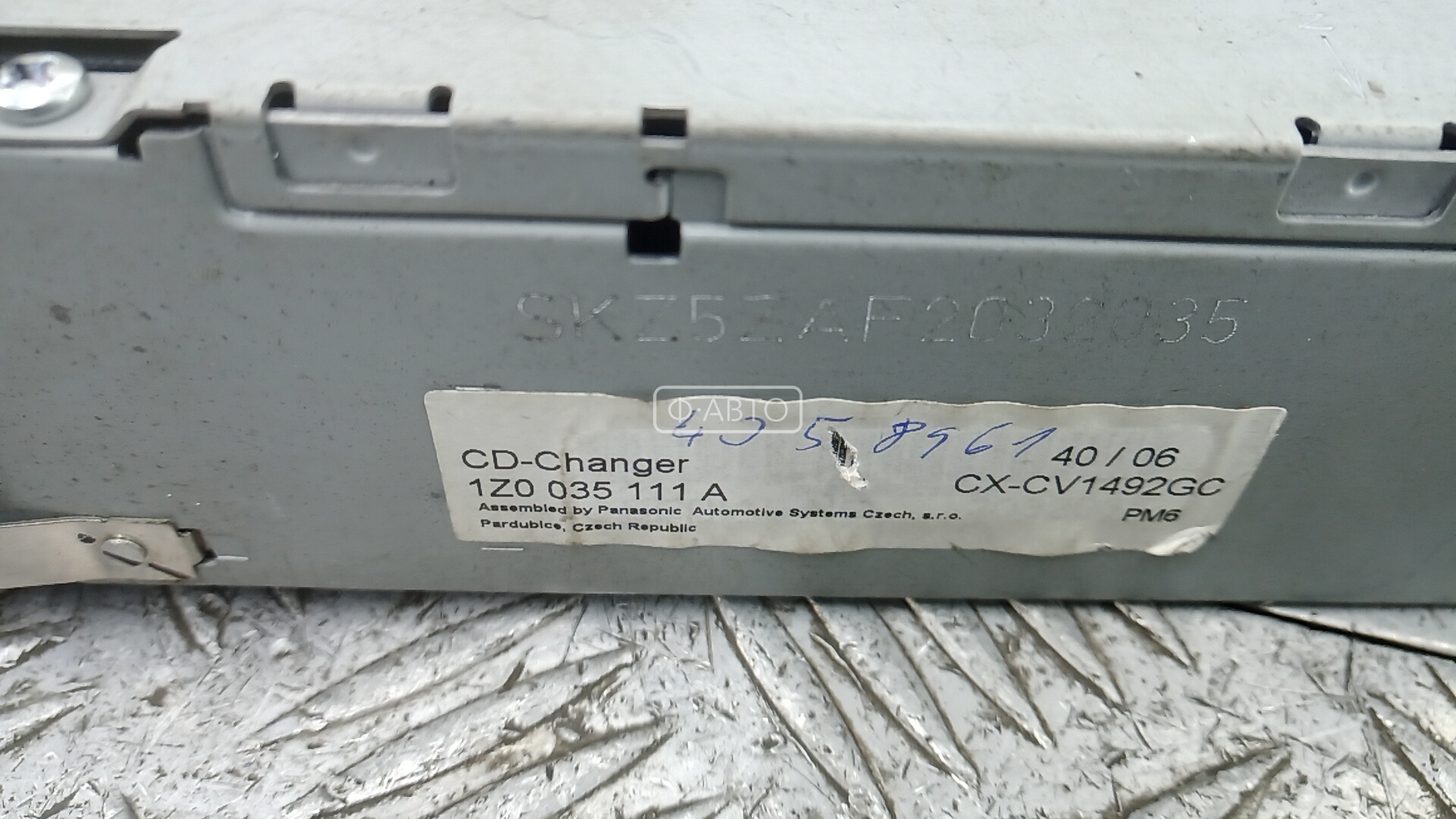 Чейнджер компакт дисков Skoda Octavia 1Z купить в Беларуси