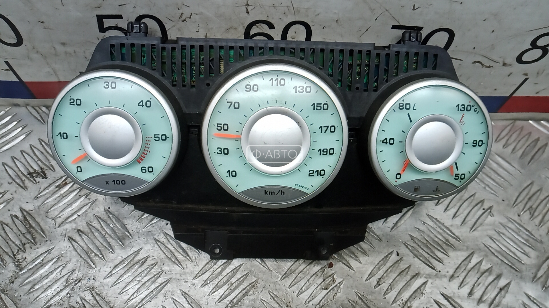 Щиток приборов (приборная панель) - Peugeot 807 (2002-2010)