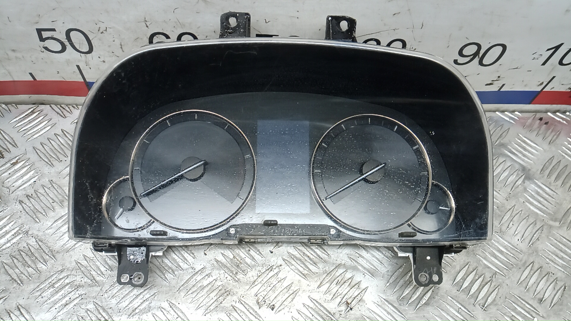 Щиток приборов (приборная панель) - Lexus GS (2012-2020)