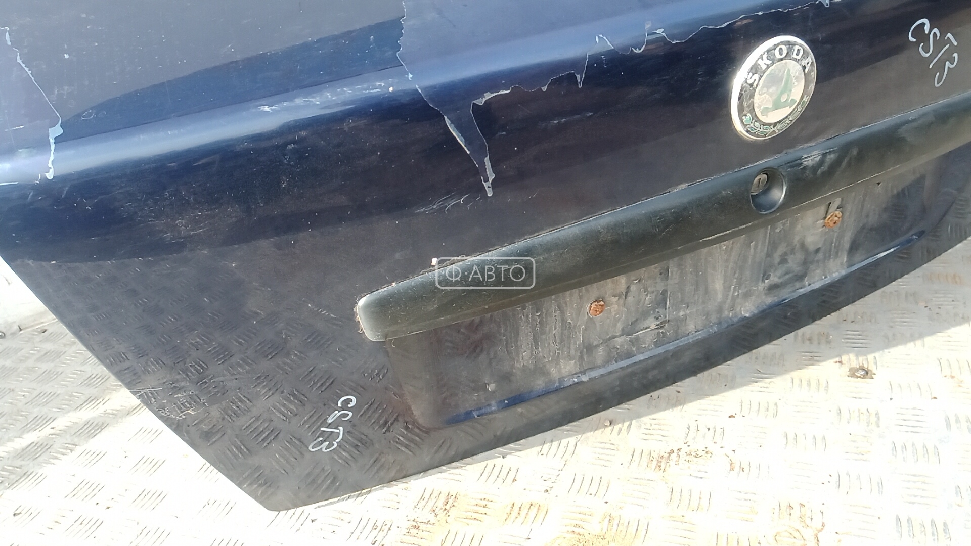 Крышка (дверь) багажника Skoda Octavia 1Z купить в Беларуси