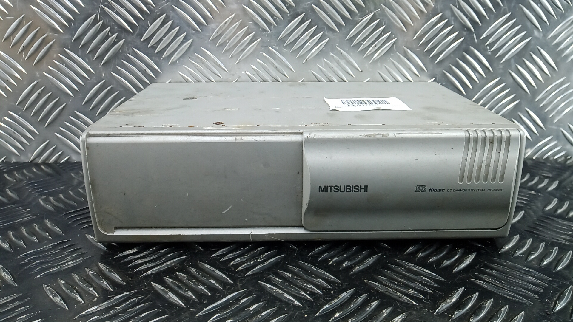 CD-чейнджер - Mitsubishi L200 (2006-2015)