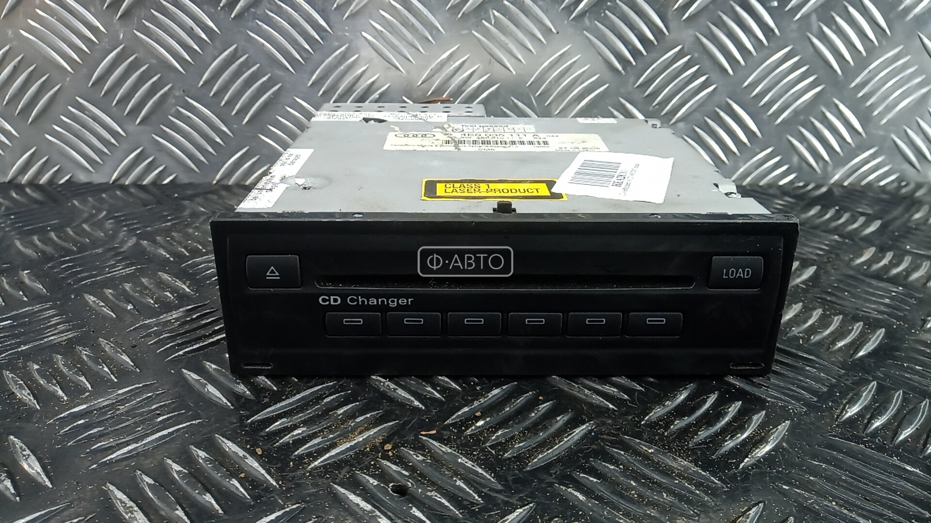 CD-чейнджер AUDI A8