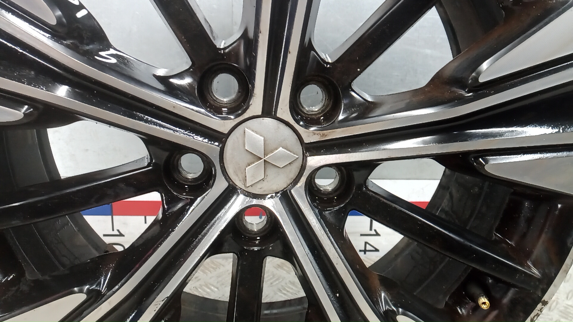 Диск колесный легкосплавный (литой) Mitsubishi Eclipse Cross купить в Беларуси