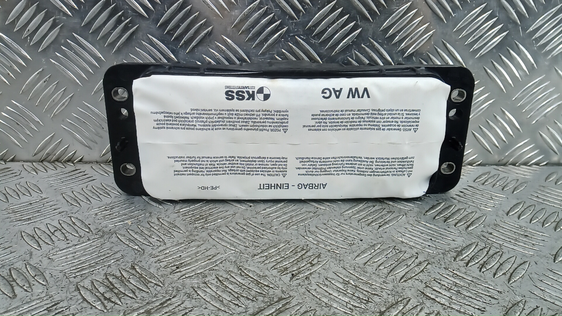 Подушка безопасности пассажирская (в торпедо) - Skoda Octavia A7 (2013-2020)