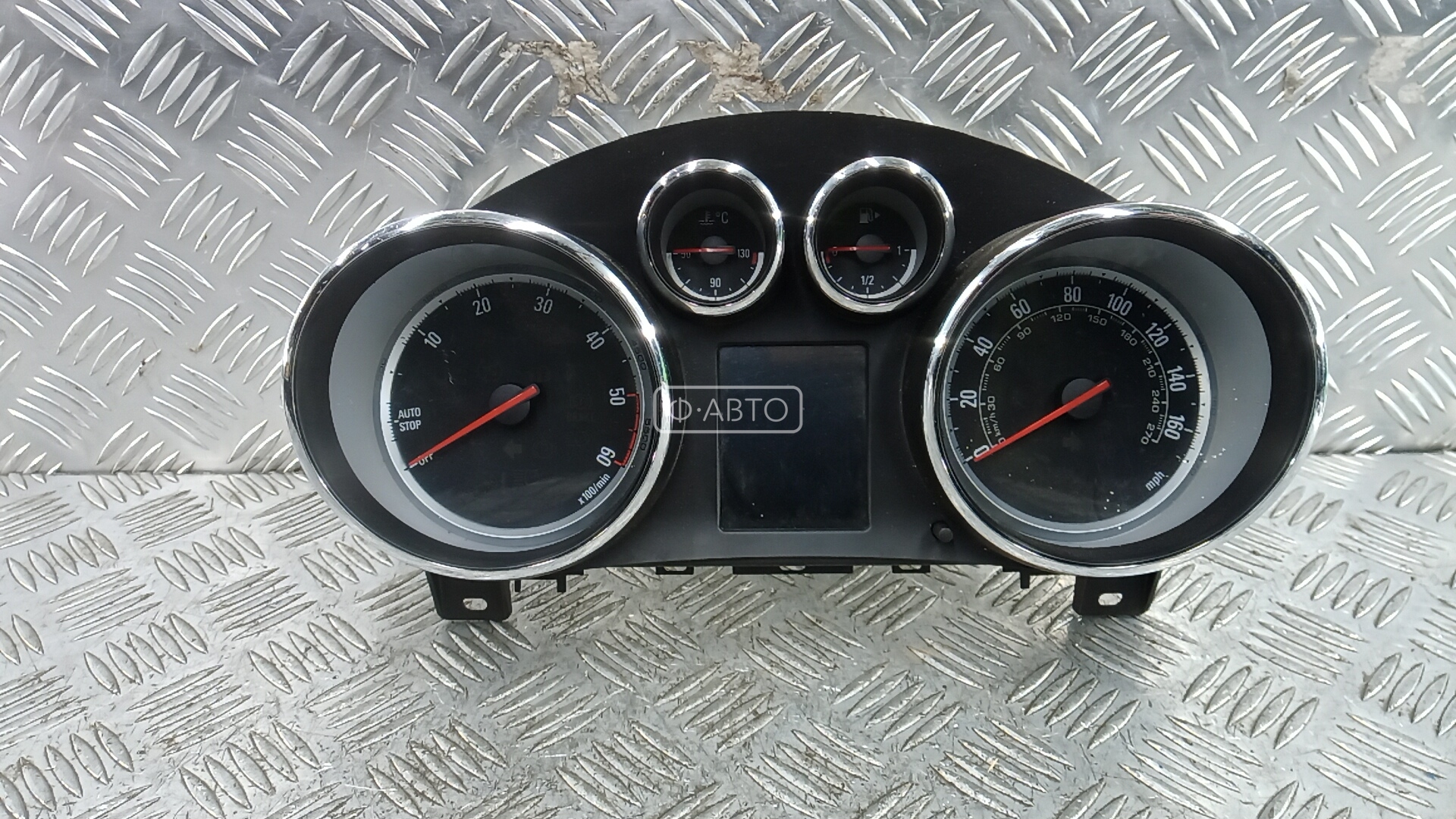 Щиток приборов (приборная панель) - Opel Astra J (2010-2017)