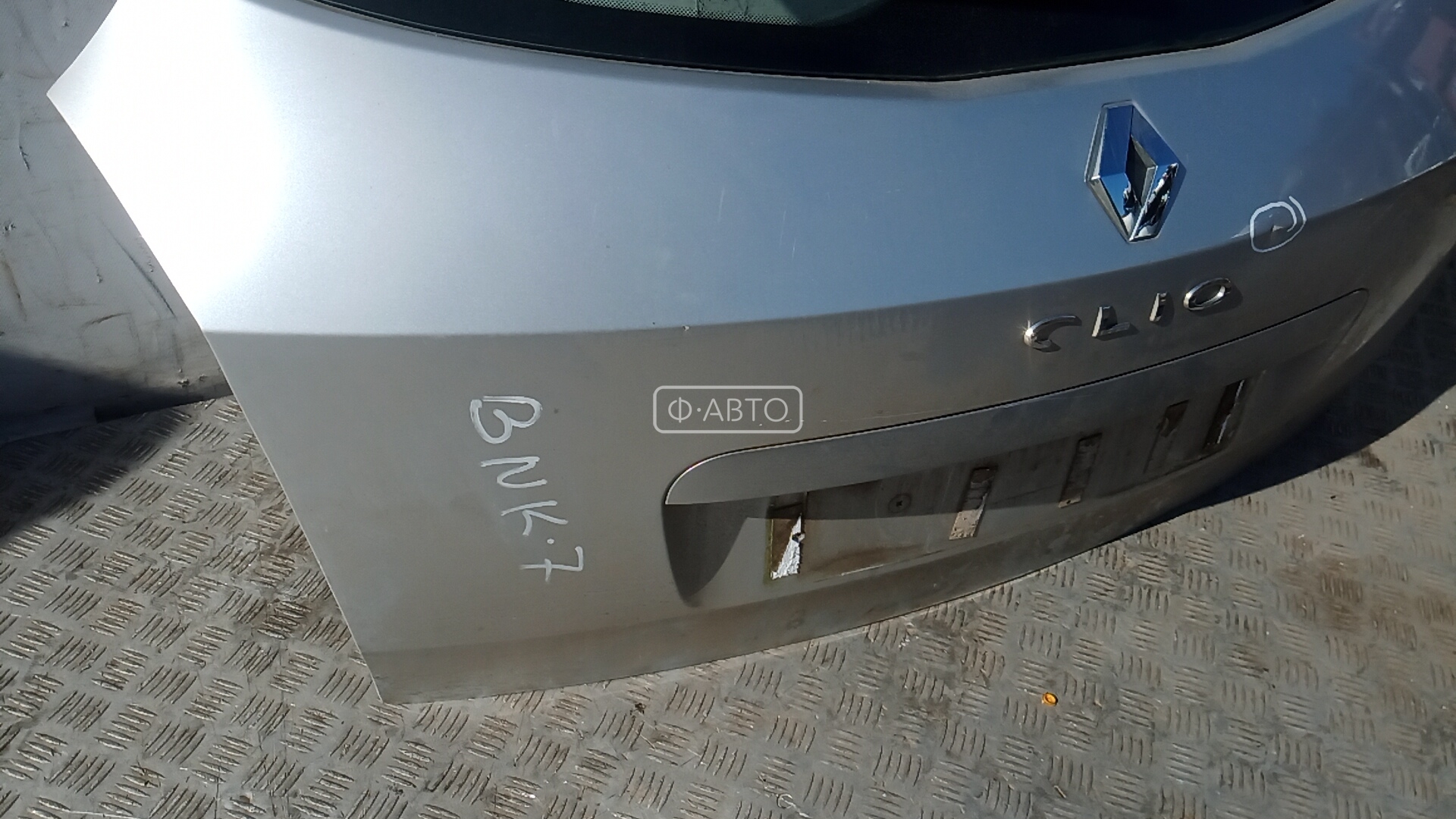 Крышка (дверь) багажника Renault Clio 3 купить в России