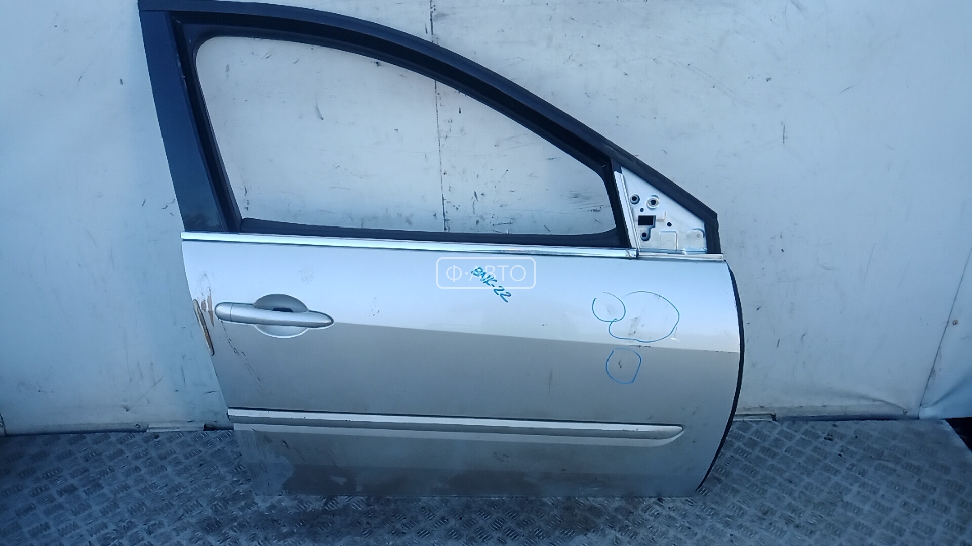 Дверь передняя правая Renault Laguna 2 купить в Беларуси