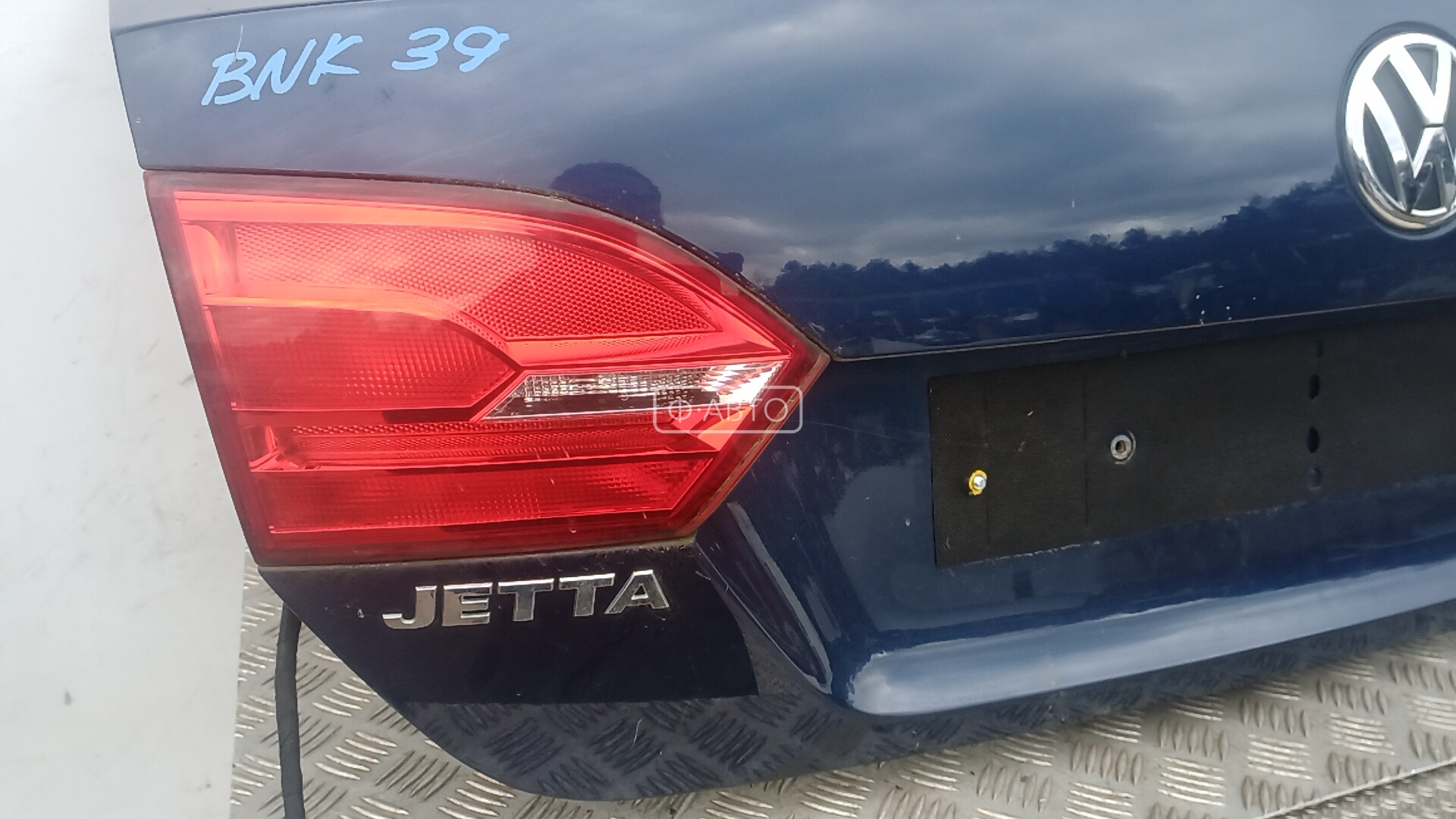 Крышка (дверь) багажника Volkswagen Jetta 5 купить в России