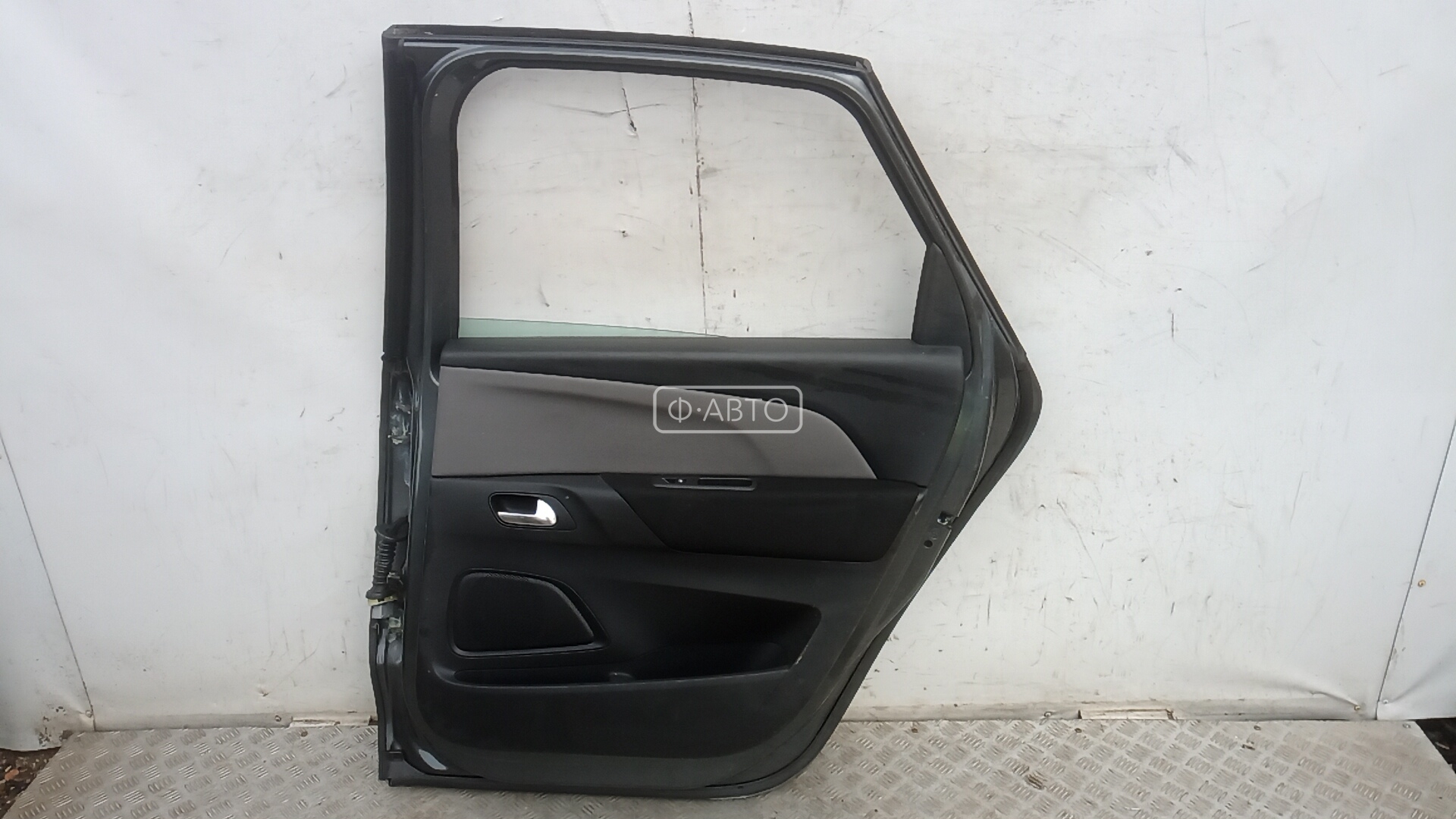 Дверь задняя правая Citroen C4 Picasso 1 купить в Беларуси