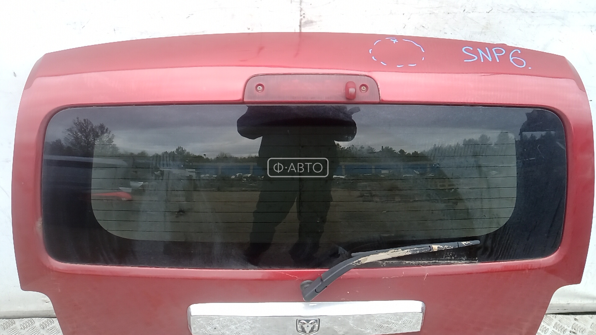 Крышка (дверь) багажника Dodge Nitro купить в Беларуси