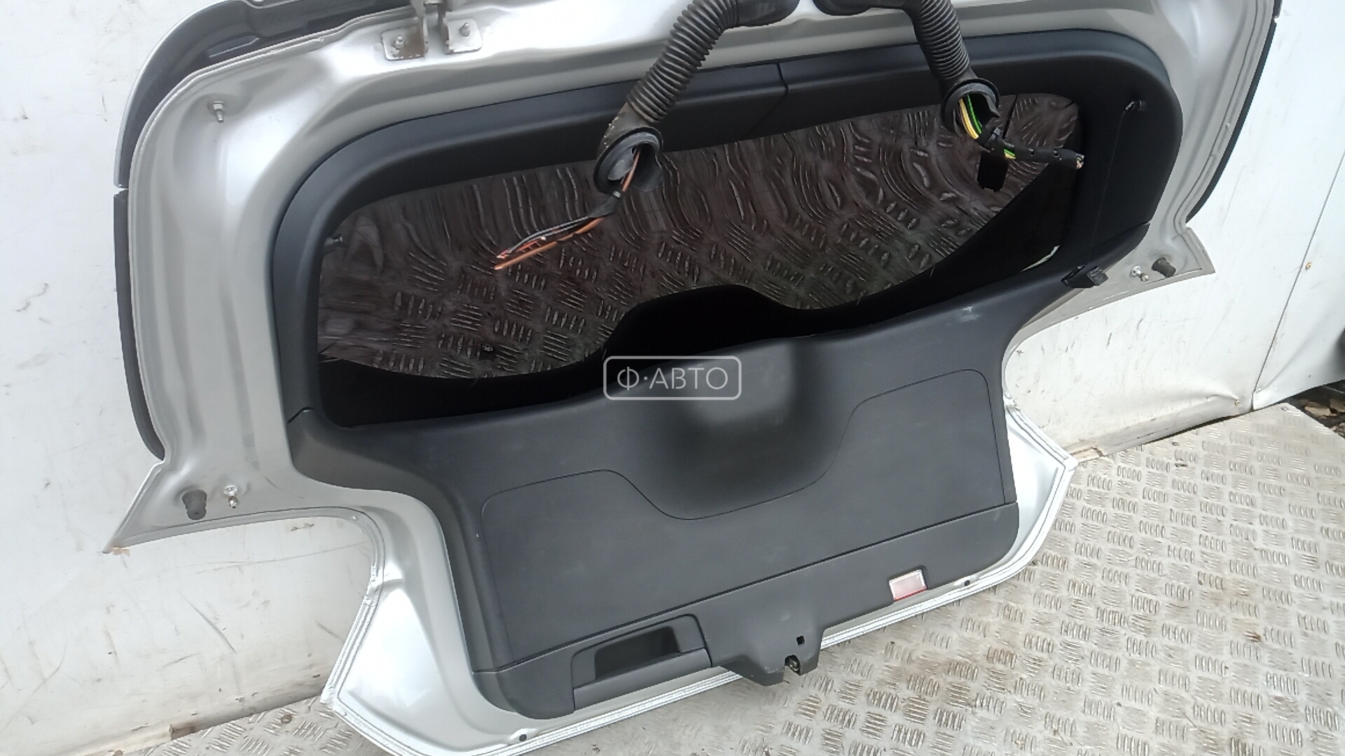 Крышка (дверь) багажника Mercedes A-Class (W176) купить в России