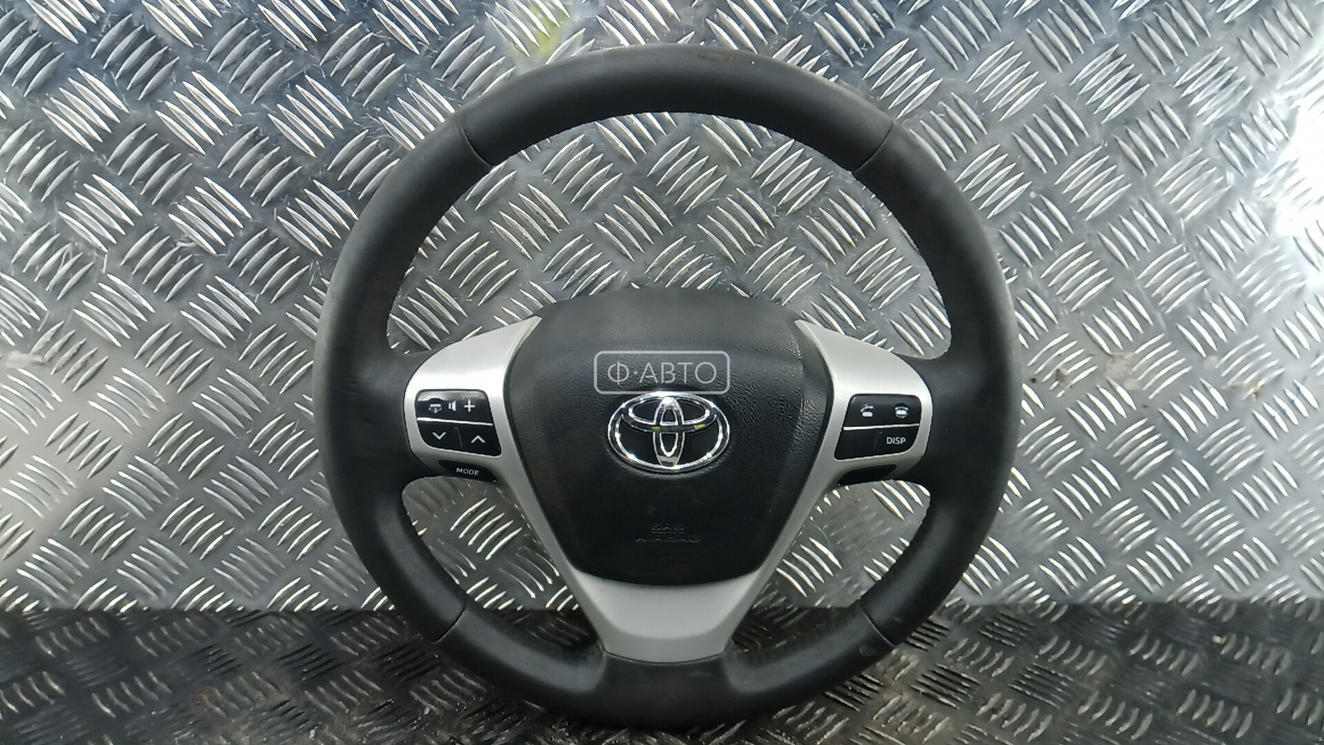 Руль - Toyota Verso (2009-2018)