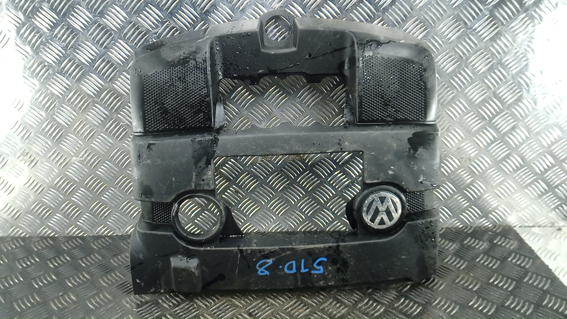Защита двигателя верхняя - Volkswagen Jetta 5 (2004-2010)