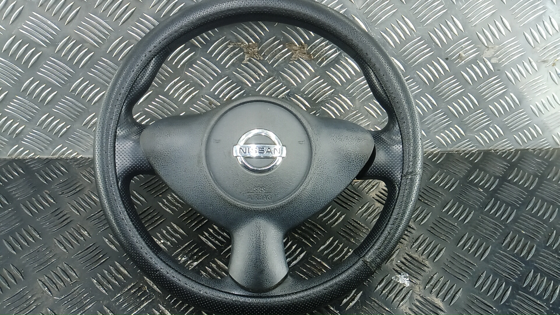 Руль - Nissan Juke F15 (2010-2017)