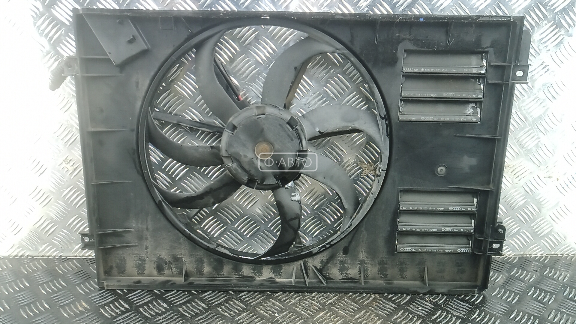 Вентилятор радиатора основного Skoda Yeti купить в России