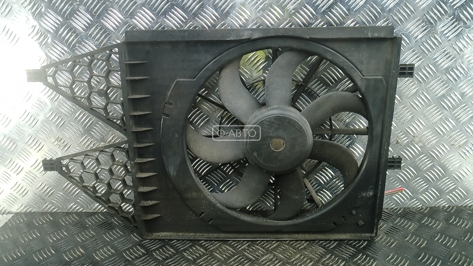 Вентилятор радиатора основного Skoda Fabia 1 купить в России