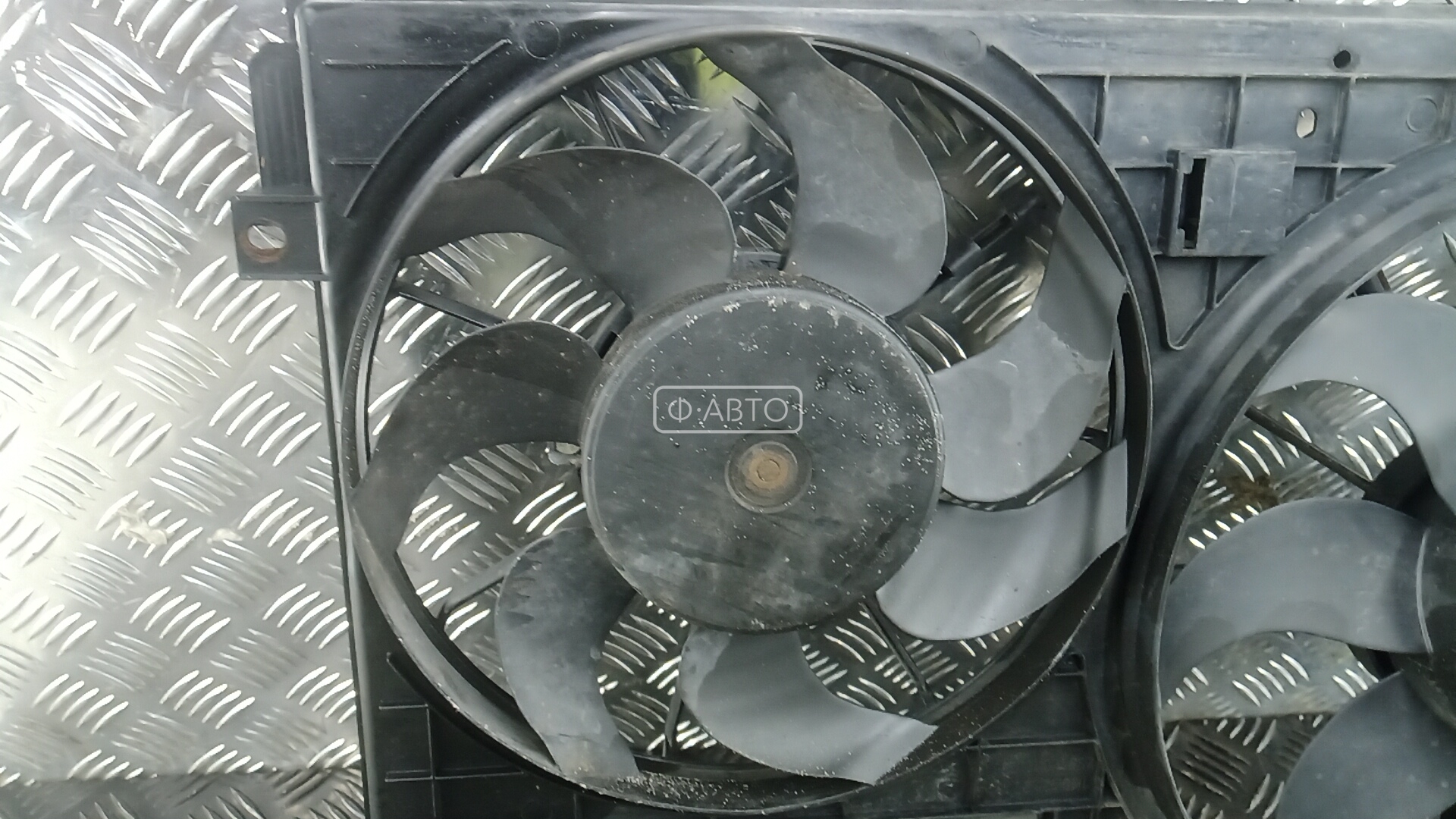 Вентилятор радиатора основного Volkswagen Passat CC купить в России